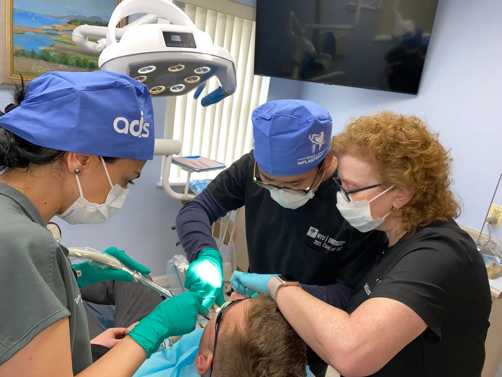 Dental-Implant-Surgery